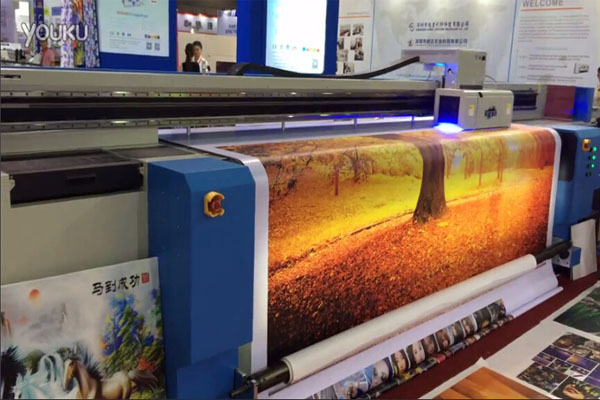 越達超大幅卷材3D背景墻印花圖案現場制作