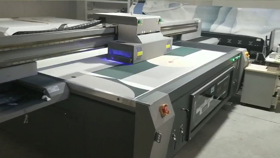 越達(dá)彩印-窗簾打印機(jī)打樣視頻